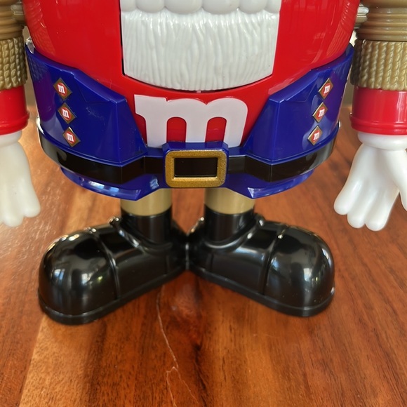 Collectible M&M Christmas Nutcracker NO BOX - Picture 5 of 9